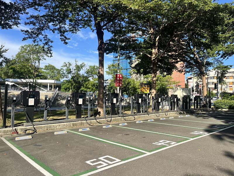 新竹市274槍公有充電樁全數上線。