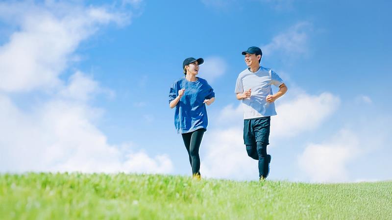 南山人壽提醒國人，落實健康生活、預防代謝症候群，並強化醫療保障。