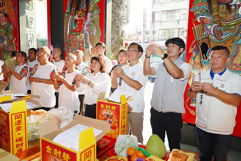 黃敏惠市長參拜嘉邑北安宮