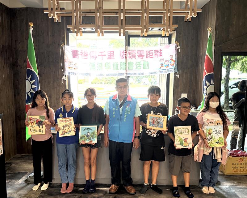 「書香傳千里．悅讀零距離」救國團高雄市團友會贈書偏鄉校園 陪伴學童閱讀築夢