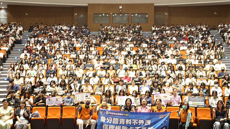 大一週會反詐宣導大合照。