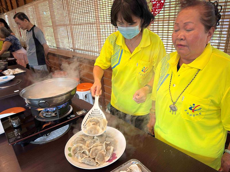 救國團吉安鄉團委會響應「惜食、減廢、循環再利用」理念，攜手相關單位推出「零廚餘特攻隊－惜食、再利用、回歸土地」環境教育體驗活動。