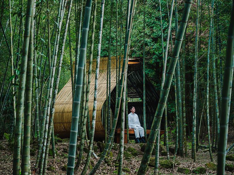 范承宗的《小竹屋計劃》是以竹子為主要材質搭建小型建築的創作,關注人們包裹食物的傳統方式。