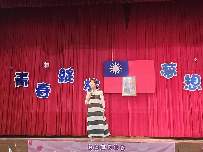 李淑貞老師開講。