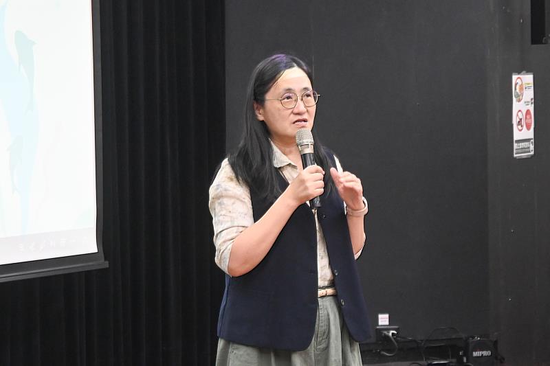 臺師大教育學院院長劉惠美教授致詞。