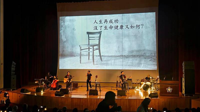 嘉義縣政府攜手扶輪社 「音愛生命」傳遞生命教育