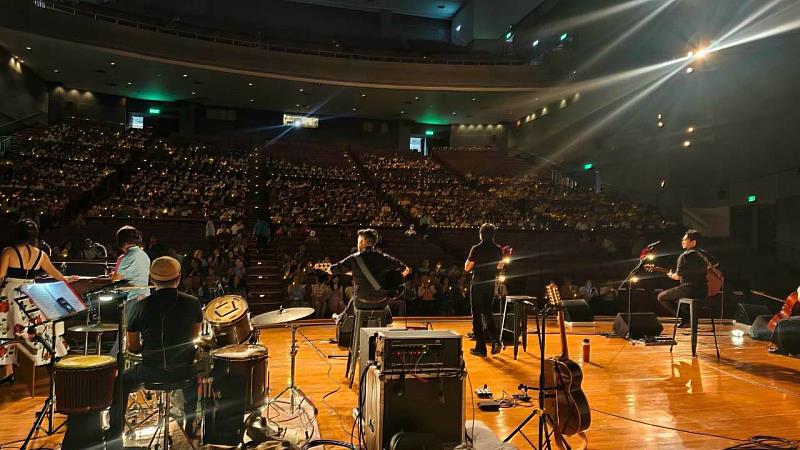 嘉義縣政府攜手扶輪社 「音愛生命」傳遞生命教育