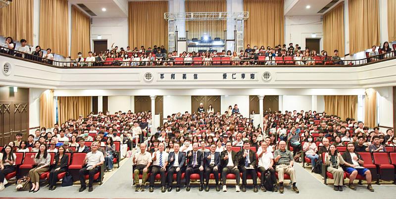 講座大合照。