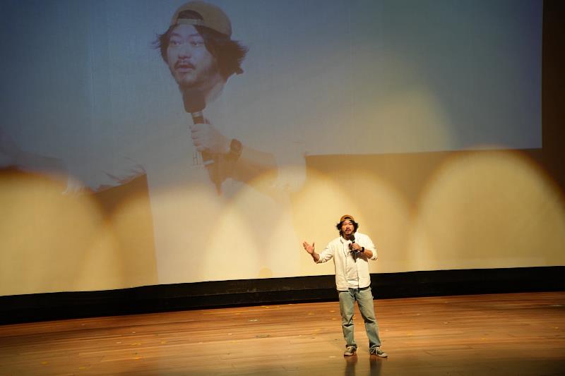 「壯壯來了！不正經地說正經事」青年職涯名人講座中正大學登場 540人報名熱烈響應
