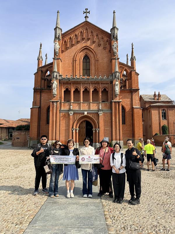 南華大學USR團隊參訪義大利美食科學大學及Pollenzo地區,探索美食科學與永續食農教育。