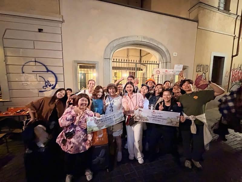 南華大學USR團隊赴義大利參加國際慢食盛會與國際友人交流,以台灣料理與雲林農產搭起跨文化友誼橋梁。