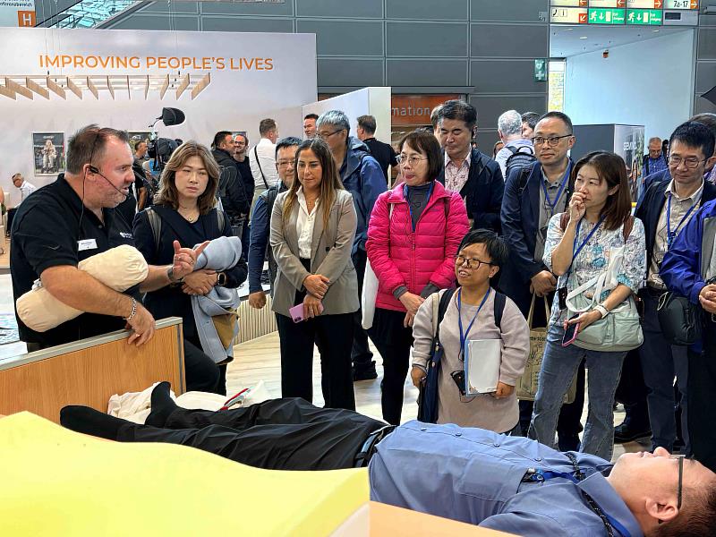 REHACARE 2026為國際重要的照護與輔具展會，交流復健、輔具及居家照護等應用趨勢。