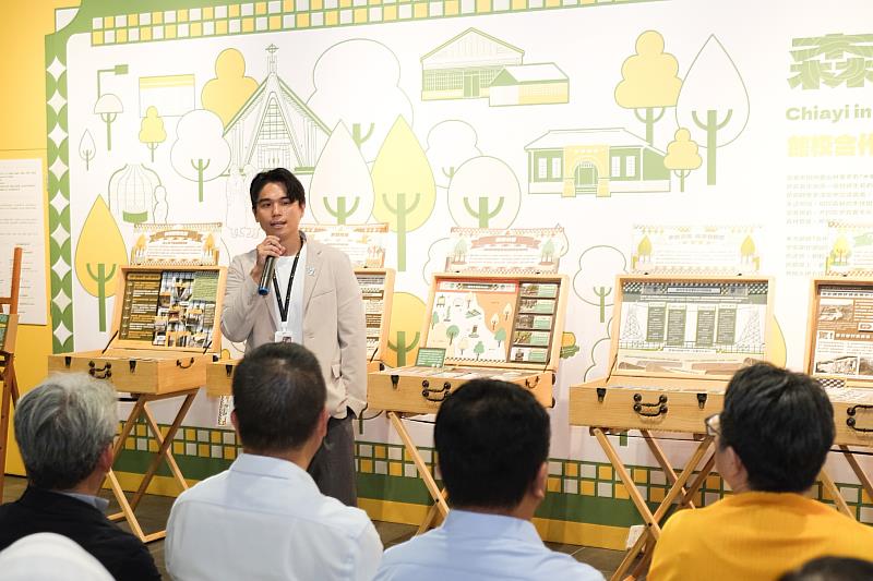 文化局長謝育哲。