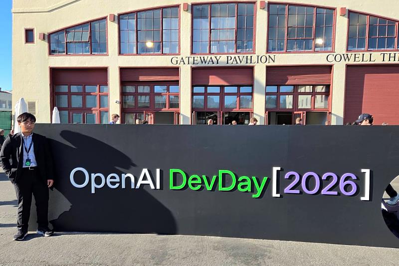 南大楊子賢參加2026年OpenAI DevDay活動，展現青年投入AI創新研發的國際行動力。