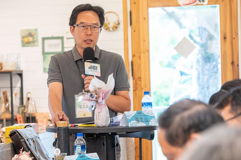 交流會議主持人張文山教授指出,深化地方記憶的關鍵,在於讓地方居民共同參與 文化長出來的過程。