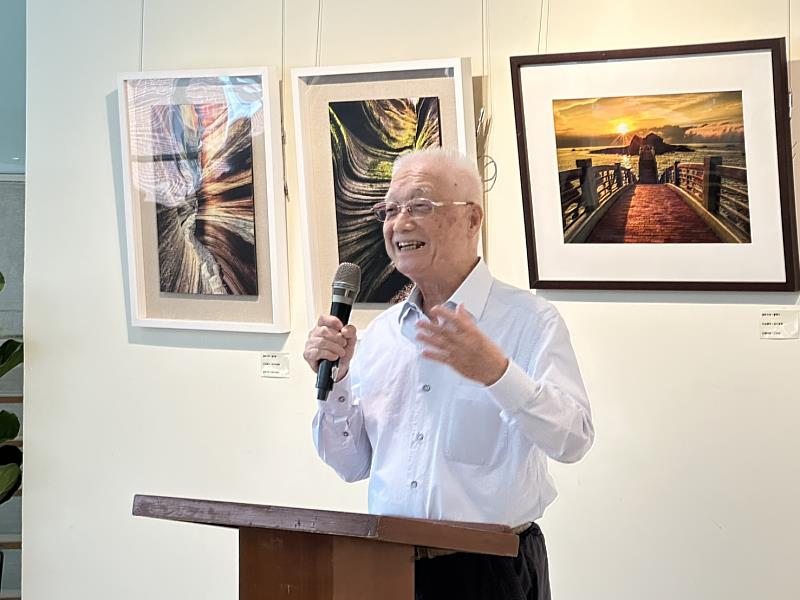 「光影.記憶」臺東縣東海岸攝影學會會員聯展登場 89件影像作品記錄自然與人文 保存臺東記憶
