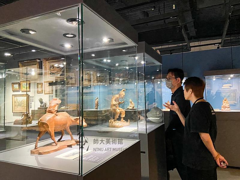 師大美術館《共生之華》展場解說。
