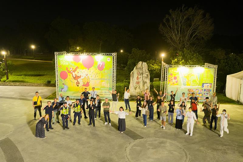 黃敏惠市長特別於昨日晚間閉幕後來到現場，感謝市府及協勤團隊的合作與辛勞。