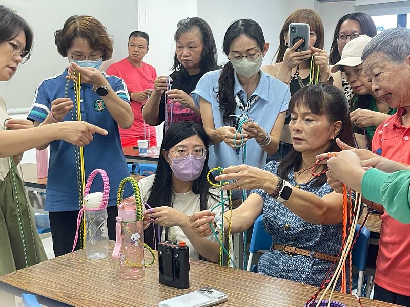 感謝教師攜手同行 救國團屏東縣學習中心教師感恩會溫馨登場