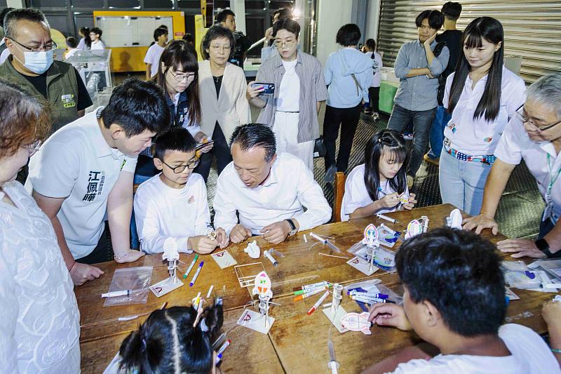 嘉義縣「瘋狂科學家特展」開幕!扎根科學素養