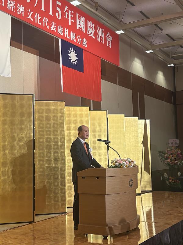 黏信士處長致詞。