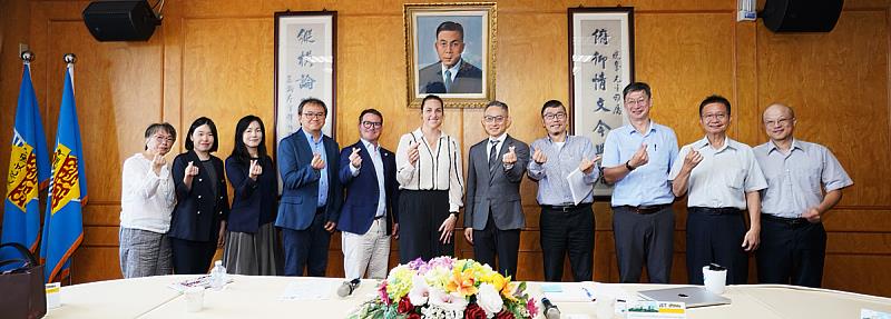 中國文化大學迎接美國國家海洋暨大氣總署研究中心（NOAA Research）代表團蒞校訪問，雙方就大氣科學、AI氣候預測及國際研究合作展開交流。