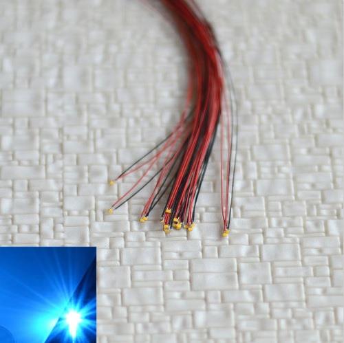 Micro LED不僅具有亮度高、超省電及反應速度快等特性，更可滿足高PPI（像素密度）及可撓、透明等產品設計需求，突破傳統LCD、OLED的技術限制（圖取自
http://www.ebay.com/）