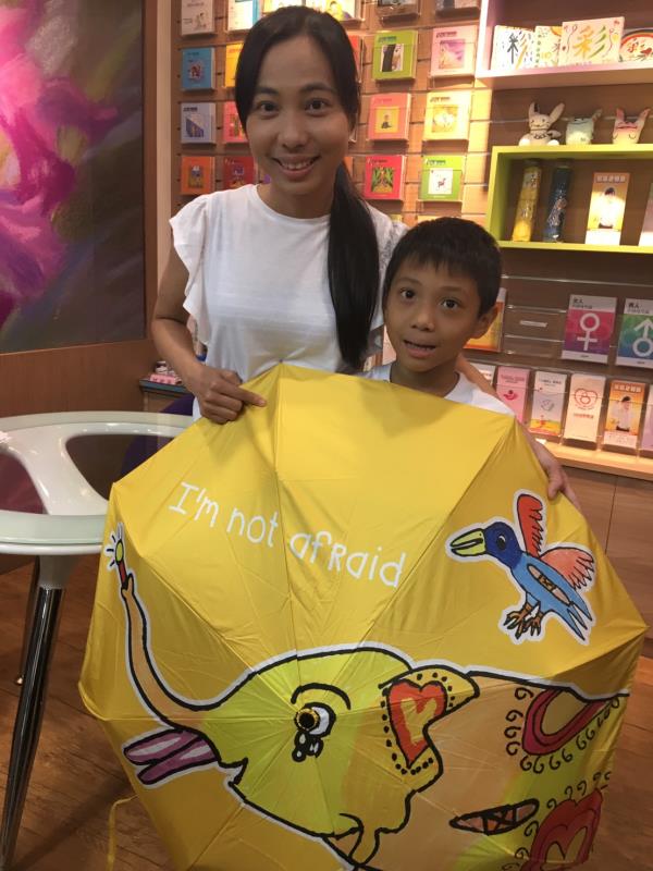 血癌癌友雅君和已經10歲的兒子