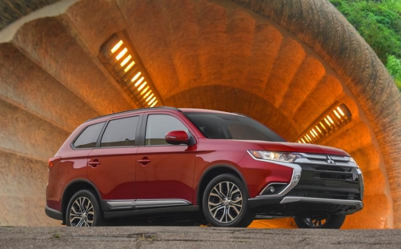 聖誕老人的年終大禮，Mitsubishi Outlander獲美國IIHS「2017 Top Safety Pick＋」成績