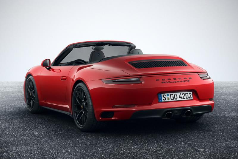 最後仍然「背棄」自然進氣引擎！Porsche 911 GTS 全面換裝 3.0 「雙渦輪」動力系統！