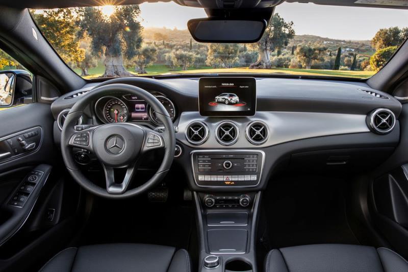 青年「三芒星」展露全能身段！Mercedes Benz GLA 車系「大」幅度「小」改款！