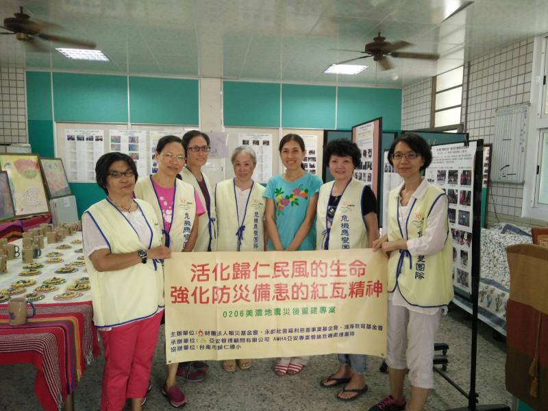 歸仁國小成果展，現場展出多件活動作品，展現歸仁生命力與紅瓦精神。