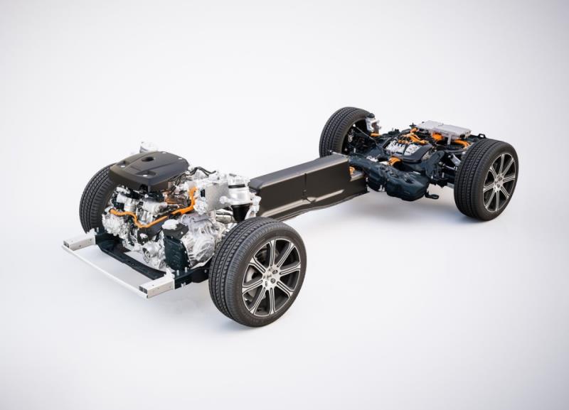 性能基因加持！Volvo XC60 T8馬力提升至 421hp