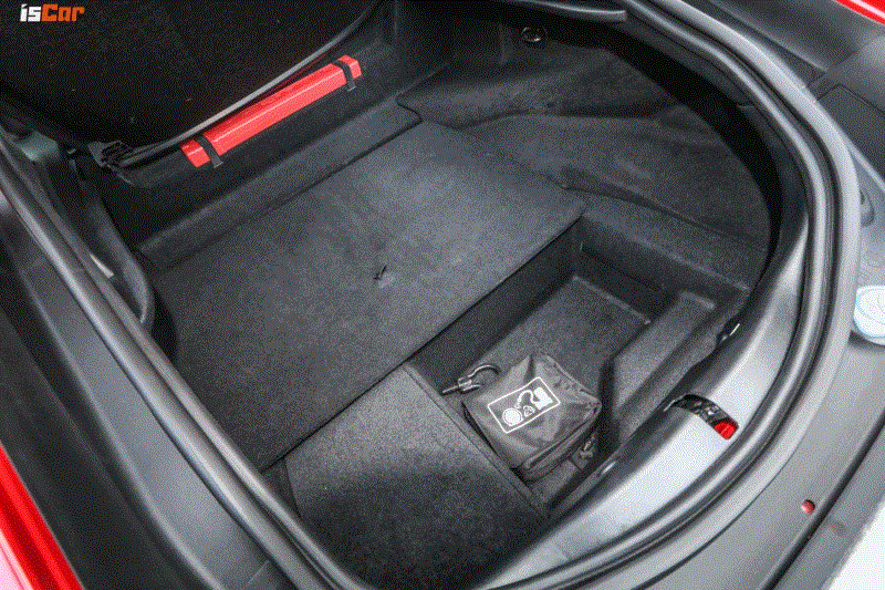 Jaguar F-Type 小改新年式更有型