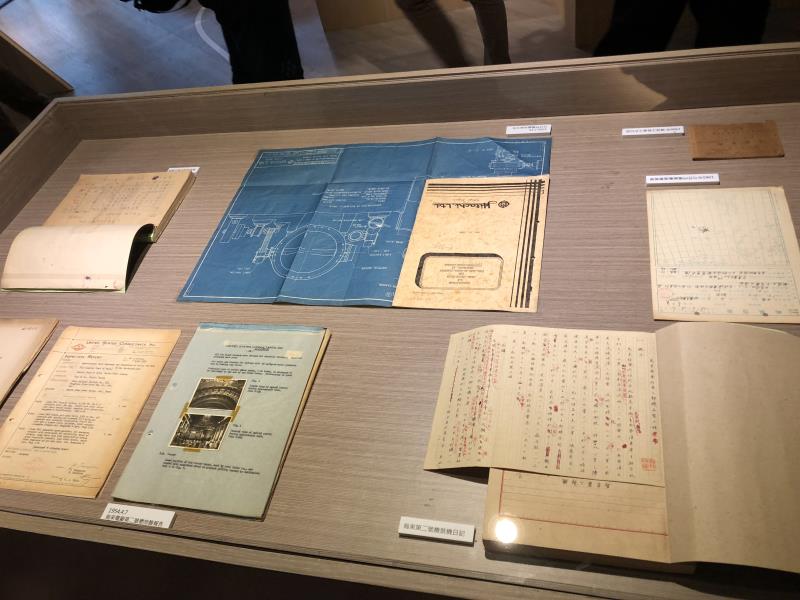 台電於展產展出相關史料文件。