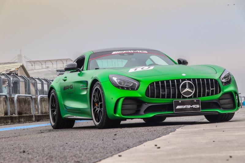 Mercedes-AMG GT R 585hp大鵬灣全速試駕