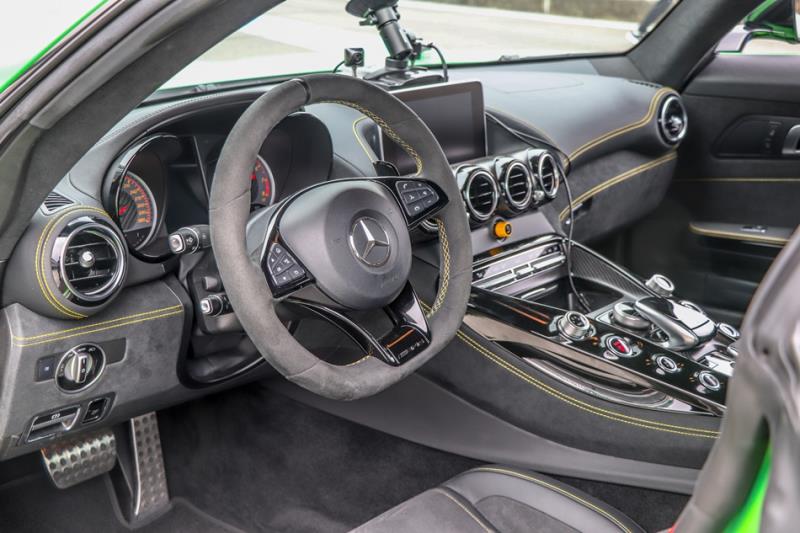 Mercedes-AMG GT R 585hp大鵬灣全速試駕
