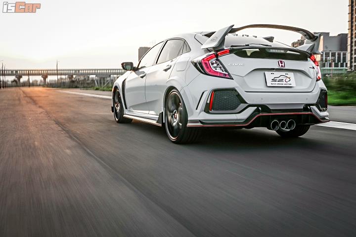 Civic EK9、EP3、FN2、FK2、FK8，五代同堂火力展演