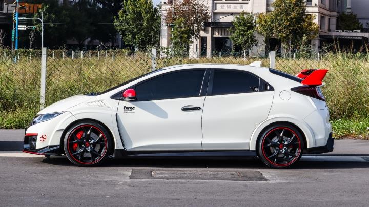 Civic EK9、EP3、FN2、FK2、FK8，五代同堂火力展演