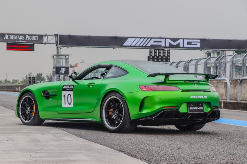 Mercedes-AMG GT R 585hp大鵬灣全速試駕