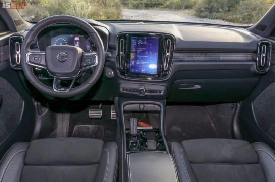 全新Volvo V40 Hybrid動力+CMA模組化底盤
