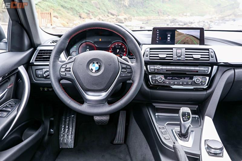 BMW 320i Sport Line 配備升級專屬套件