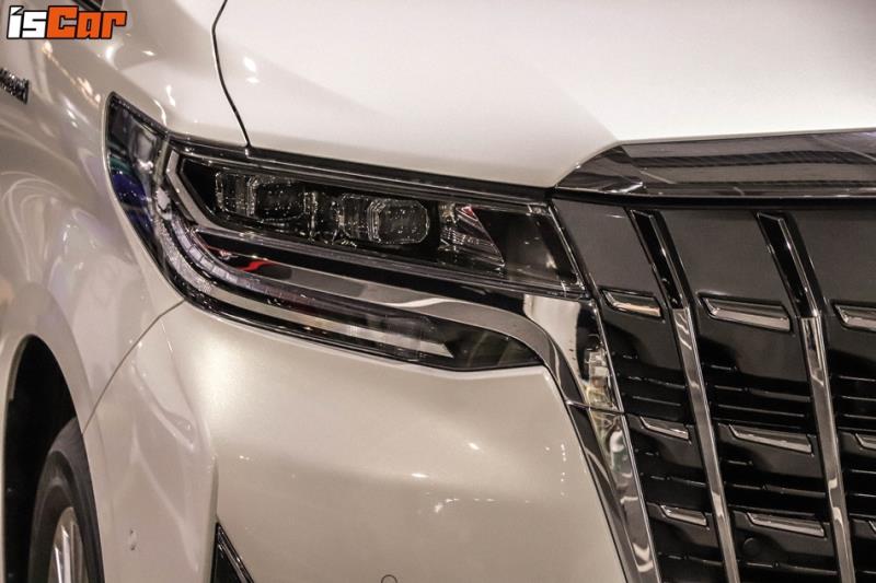 Toyota Alphard小改款 日本獨家首試