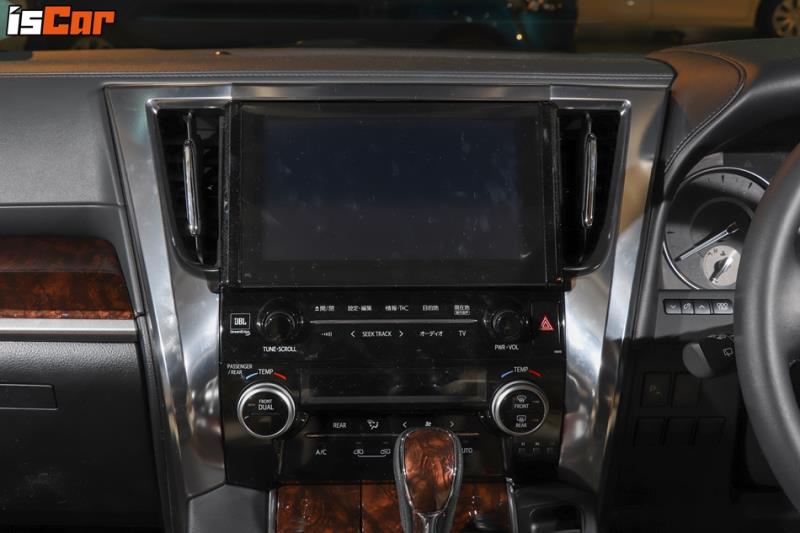 Toyota Alphard小改款 日本獨家首試