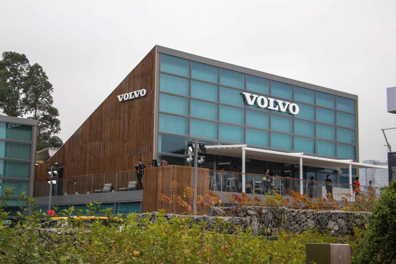 位於活動入口旁的兩層樓Volvo主建築，一樓有完整的比賽歷史介紹。