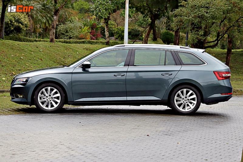 Ford Mondeo Wagon x Skoda Superb Combi【大Wagon序章】