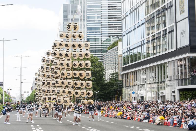 秋田竿燈祭(東北羈絆祭) 照片提供：東北羈絆祭實行委員會