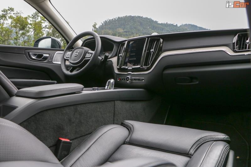 Volvo XC60 T8 407hp 雙增壓+電力 雪地試駕