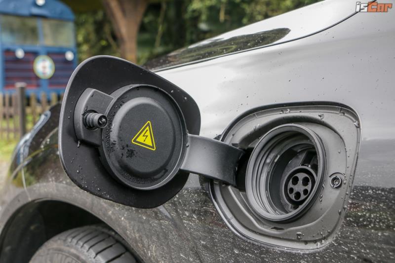 Volvo XC60 T8 407hp 雙增壓+電力 雪地試駕