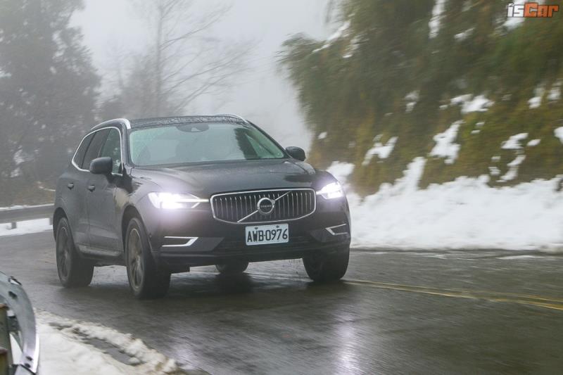 Volvo XC60 T8 407hp 雙增壓+電力 雪地試駕